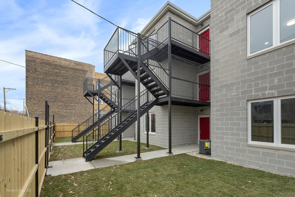 1241 S Fairfield Avenue - Photo 19