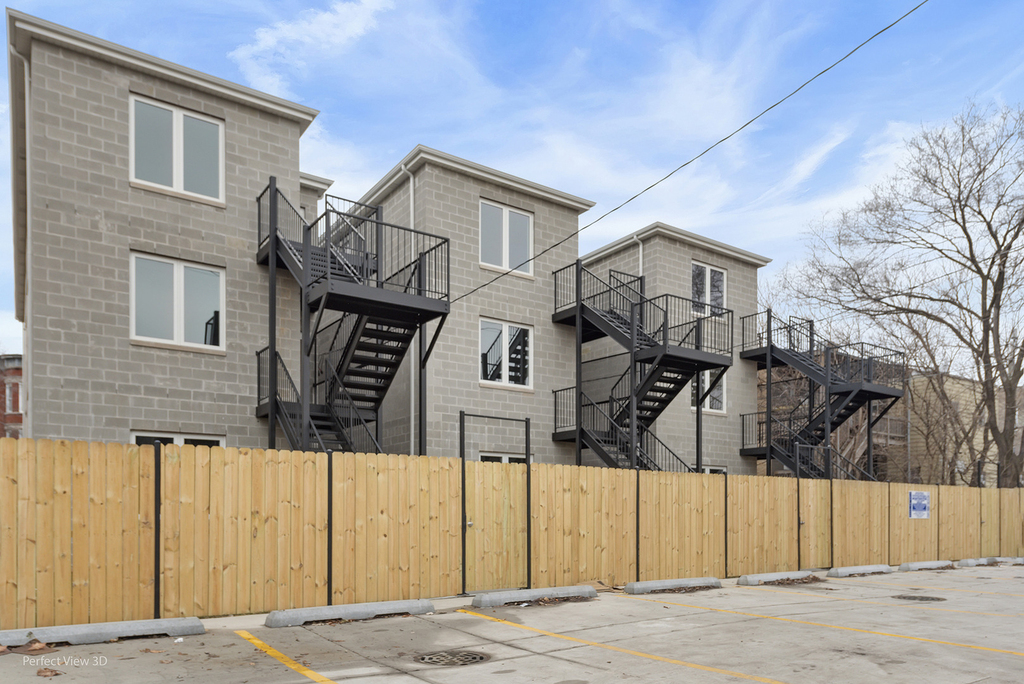 1241 S Fairfield Avenue - Photo 20