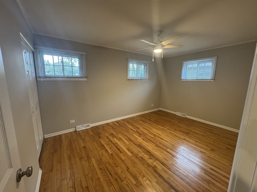 1421 N Wilke Road - Photo 9