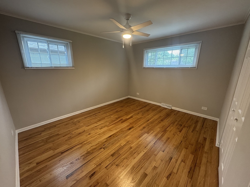 1421 N Wilke Road - Photo 10