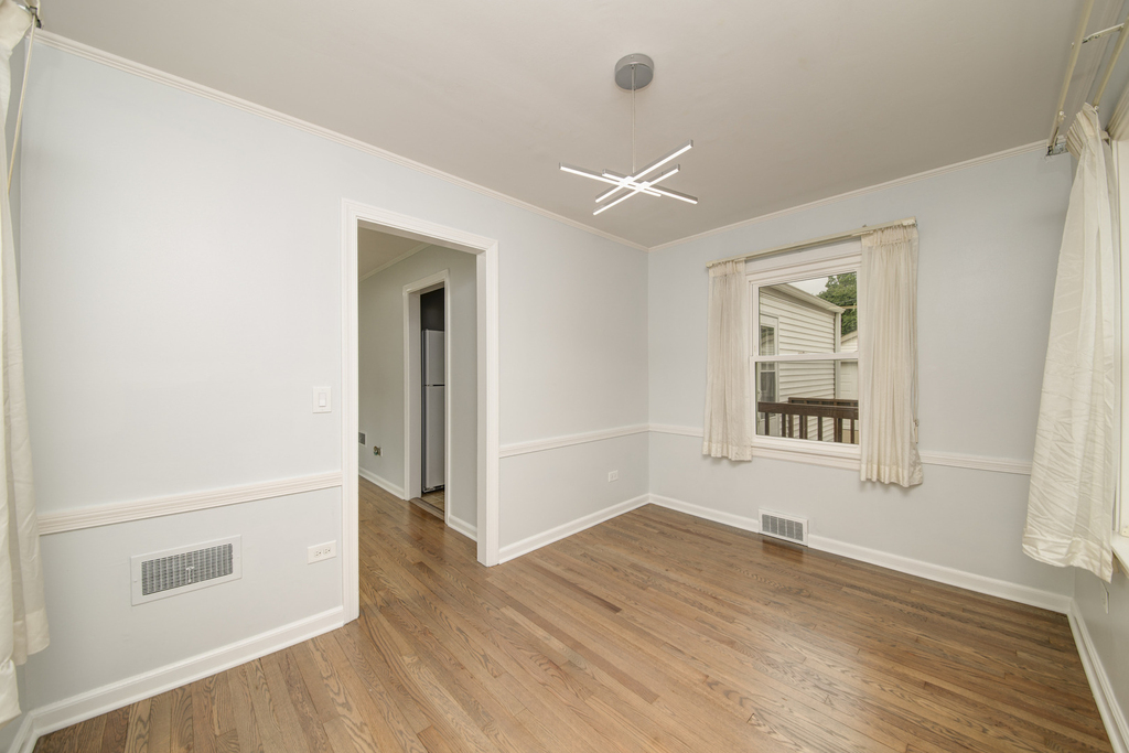 384 S Wolf Road S - Photo 7