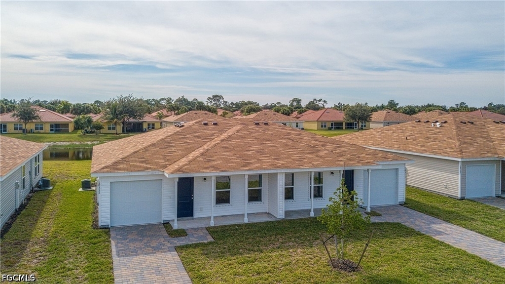 18295 Gibraltar Lane - Photo 2