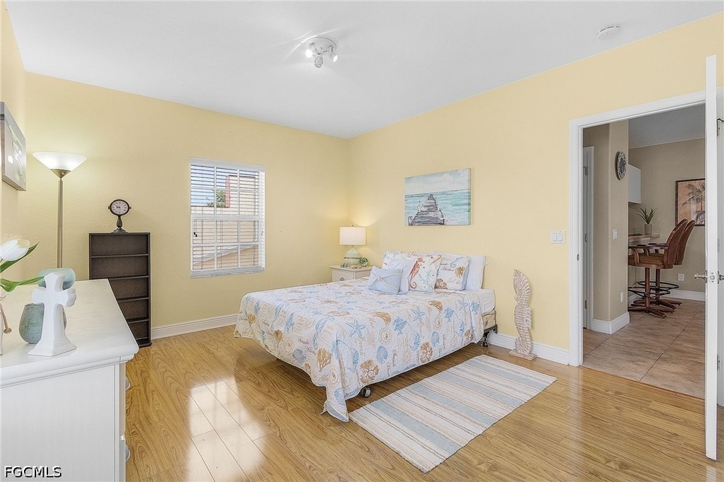 4546 Se 6th Place - Photo 9