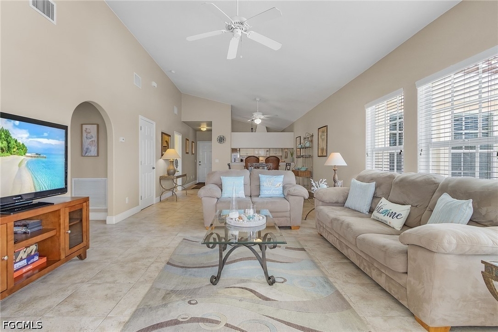 4546 Se 6th Place - Photo 16