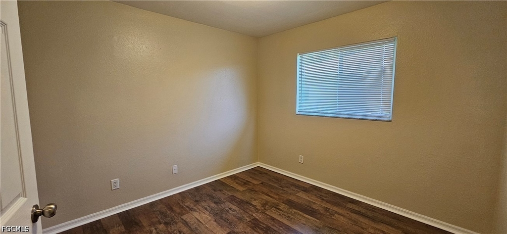 1626 Sw Santa Barbara Place - Photo 11