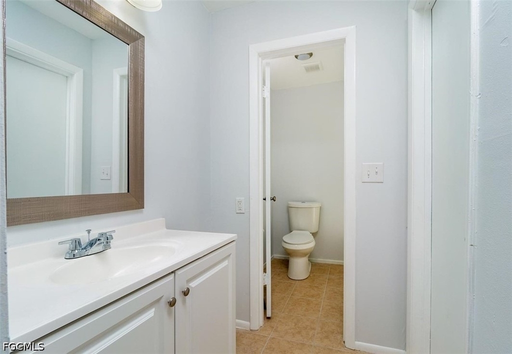 533 E Charlotte Avenue - Photo 9