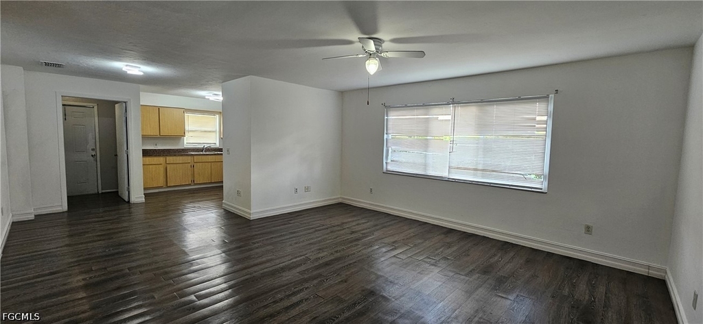 1205 Academy Boulevard - Photo 4