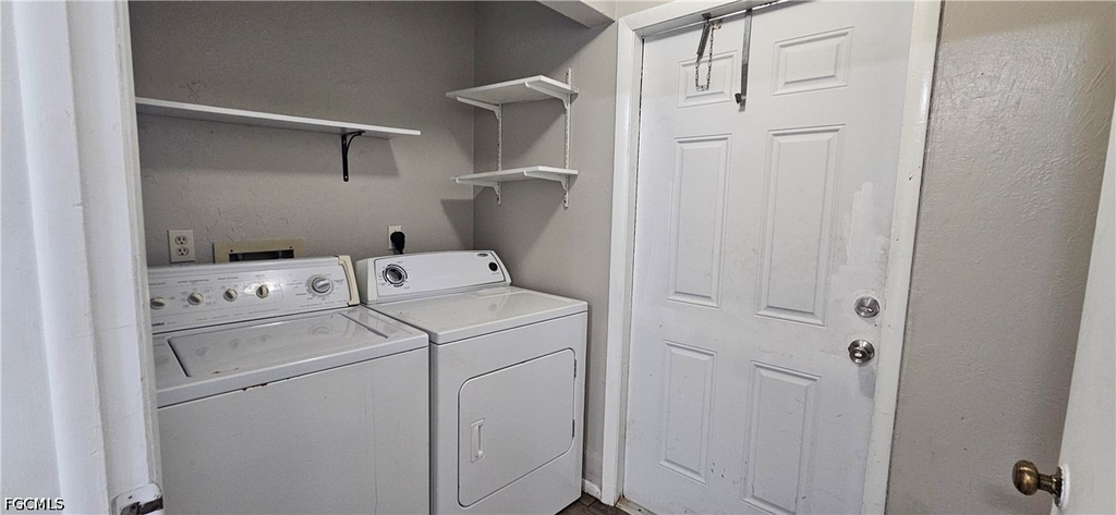 1205 Academy Boulevard - Photo 11