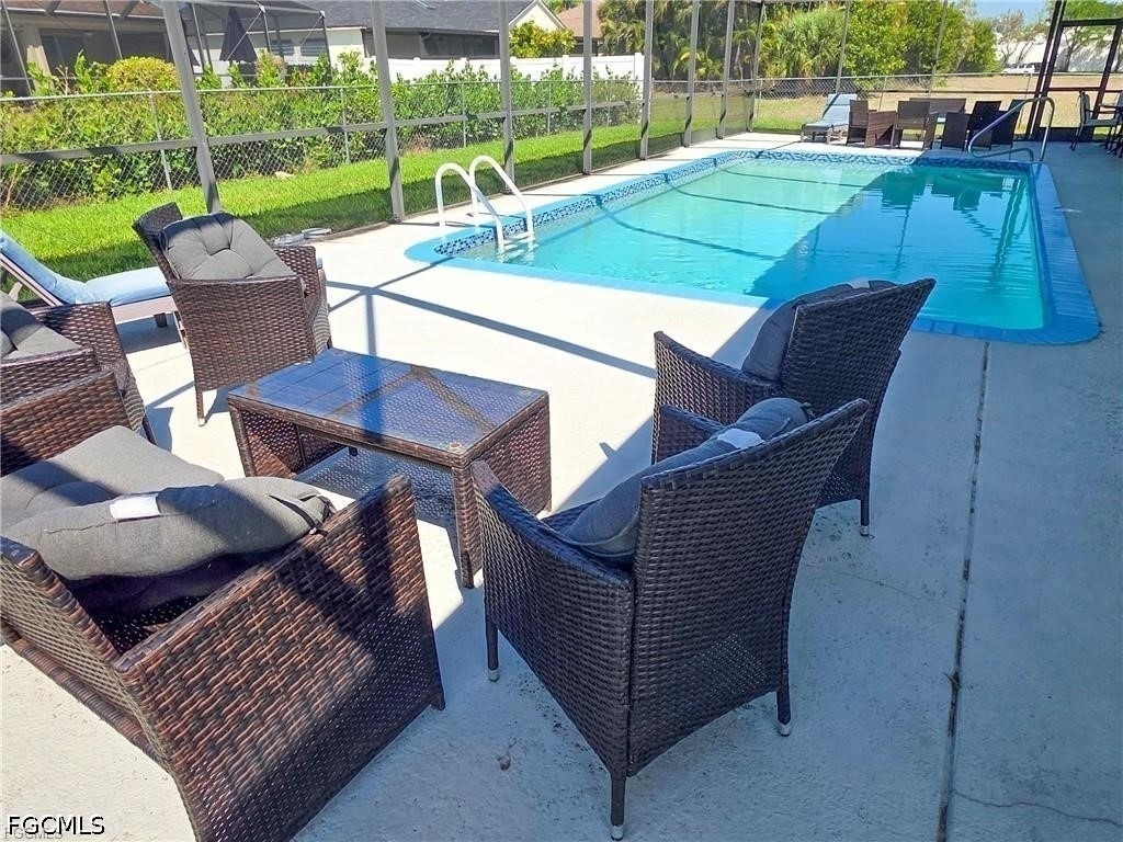 4928 Sw 16th Place - Photo 1