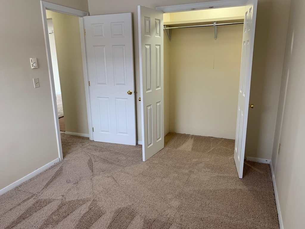 93 West - Photo 16