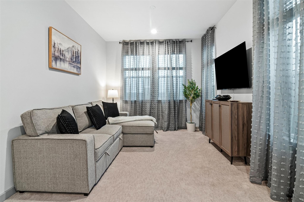 829 N Emile Street - Photo 8