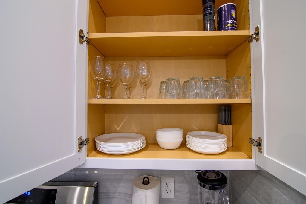 829 N Emile Street - Photo 37