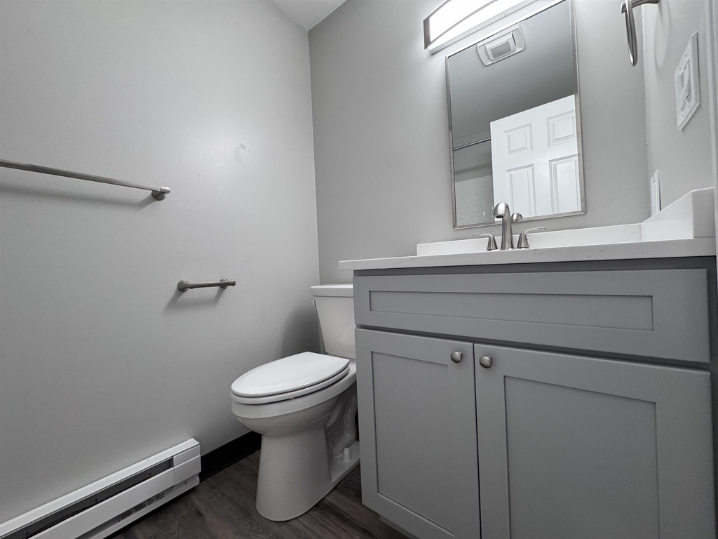 133 Eastern - Photo 33