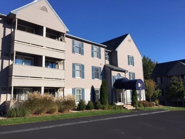 133 Eastern - Photo 2