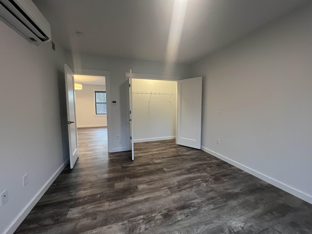 106 Grove - Photo 4
