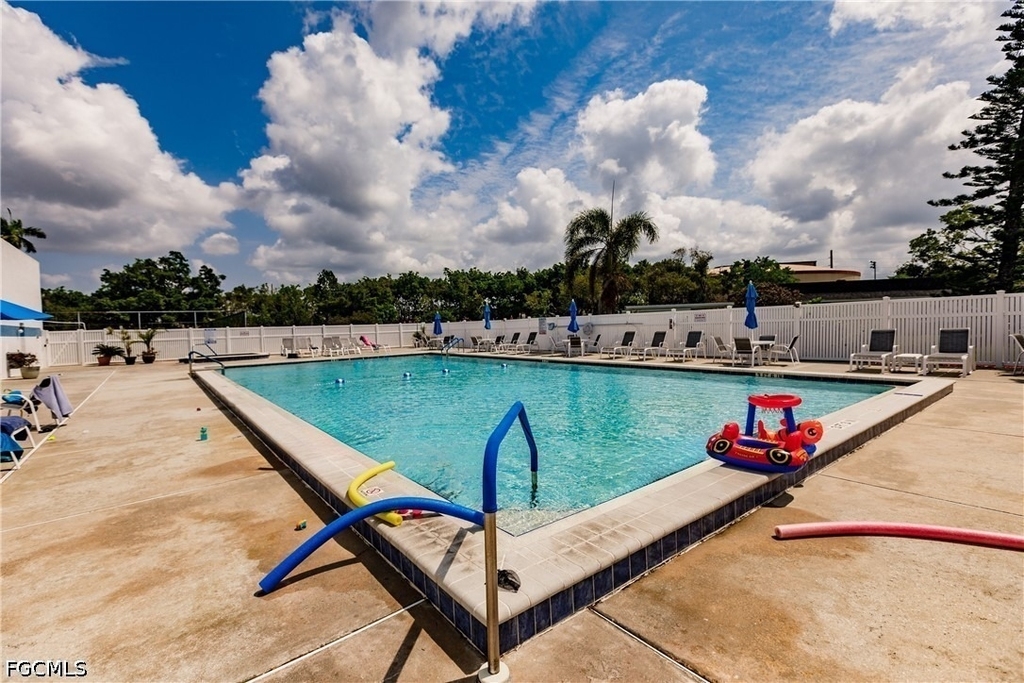 6824 Sandtrap Drive - Photo 22