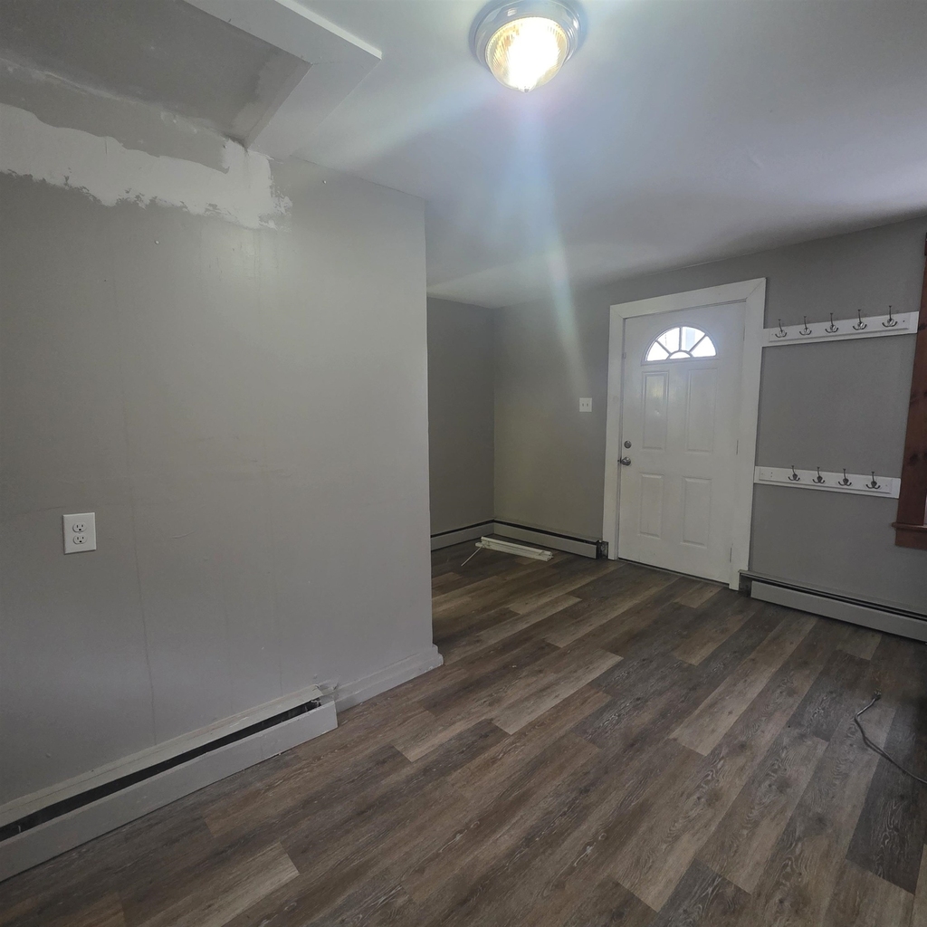 200 Main - Photo 1