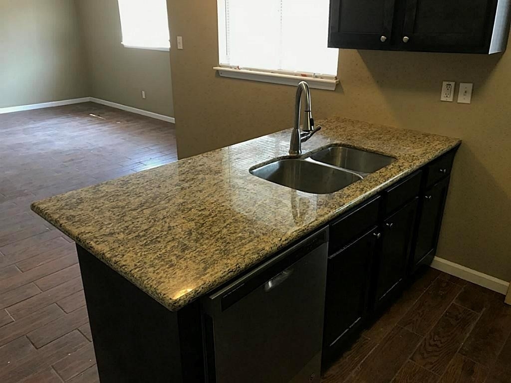 638 Heidrich St Street - Photo 8