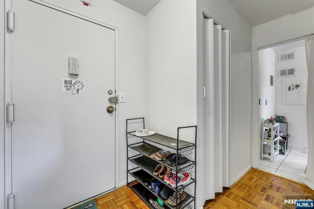 1111 River - Photo 3