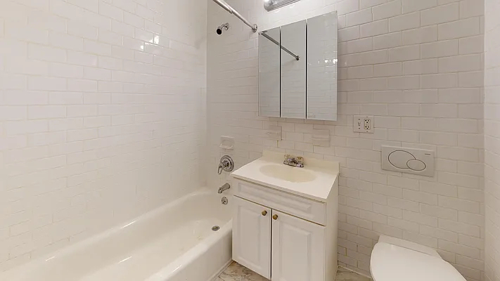 417 East 65th Street - Photo 4