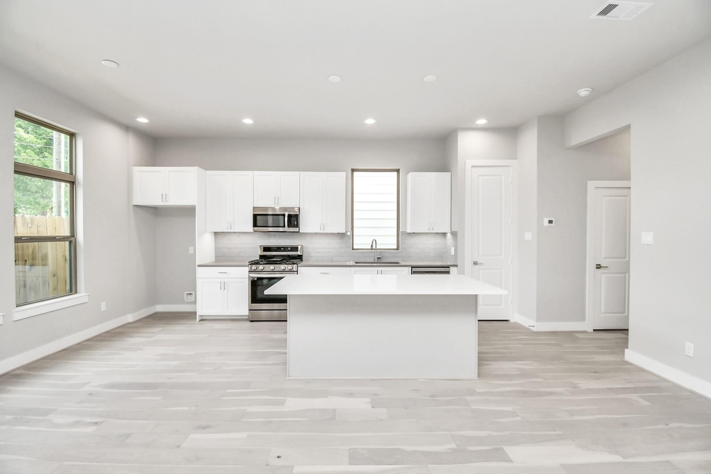 540 Janisch Road - Photo 11