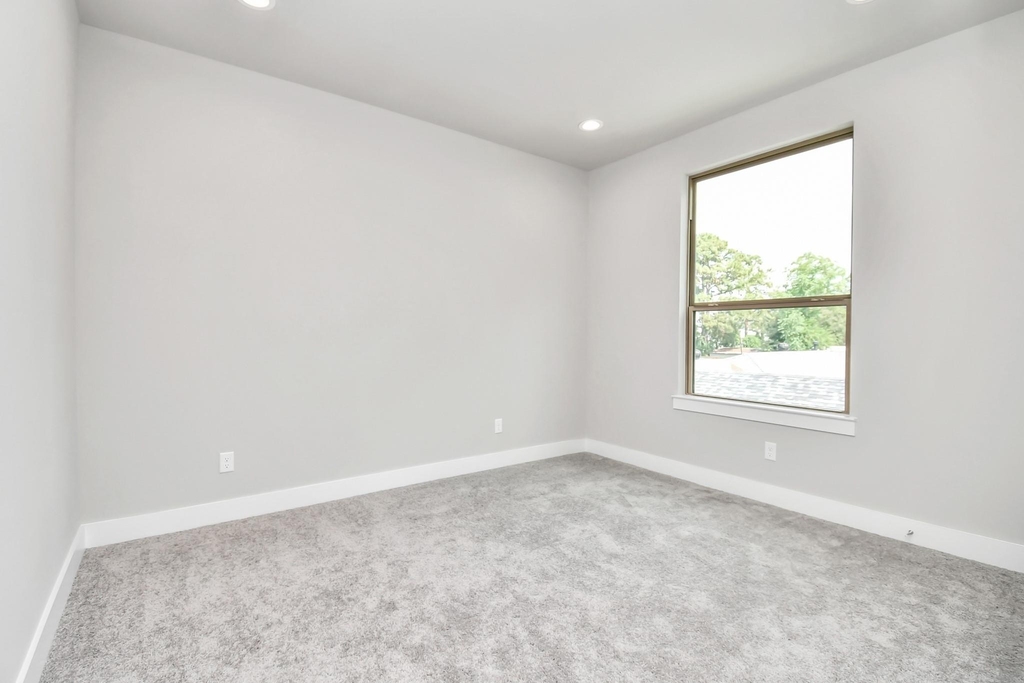 540 Janisch Road - Photo 33