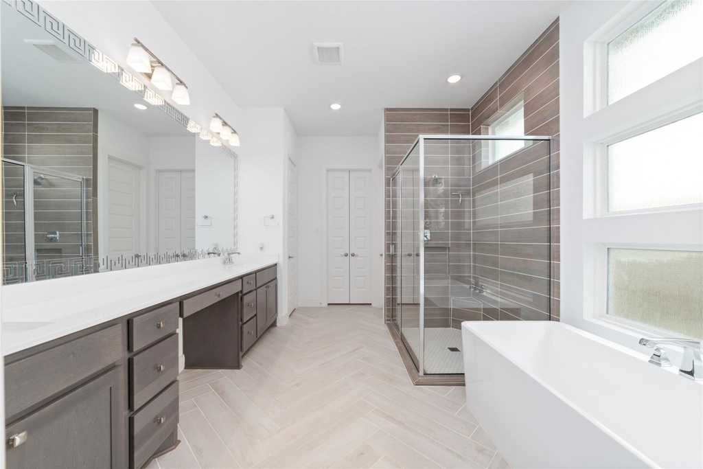 32018 Crested Knoll Court - Photo 12