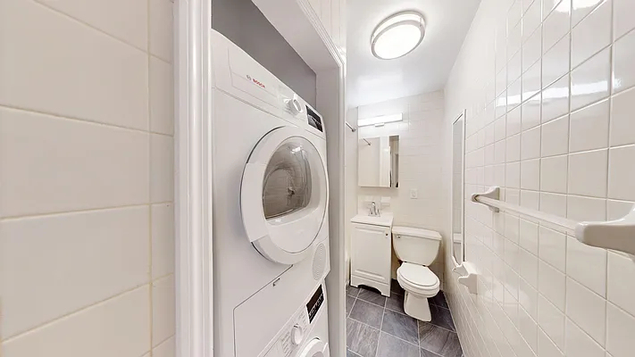 313 East 93rd Street - Photo 2