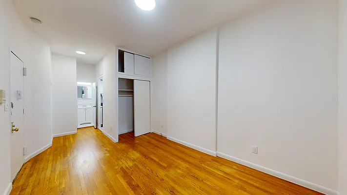 330 East 74th Street - Photo 2