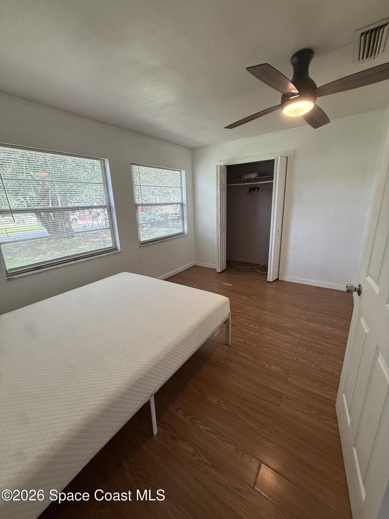 325 Marseille Drive - Photo 3