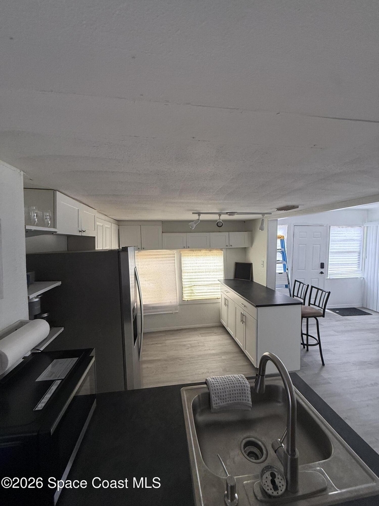 325 Marseille Drive - Photo 11