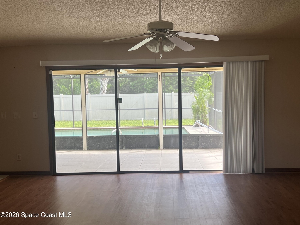 424 Hurst Road Ne - Photo 1