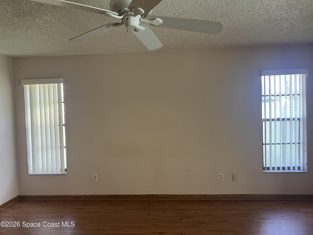 424 Hurst Road Ne - Photo 9