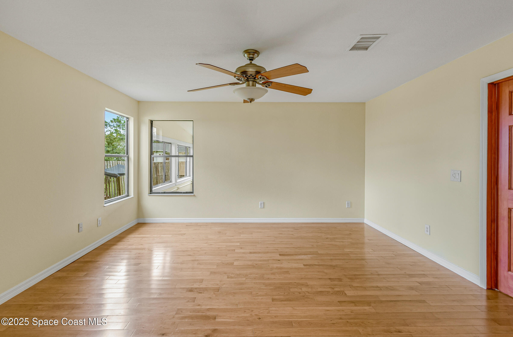 991 Tahiti Avenue Se - Photo 26