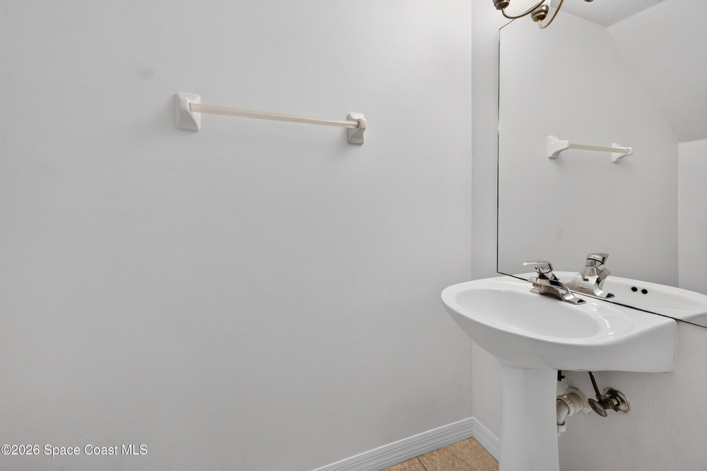 1391 Hampton Park Lane - Photo 10