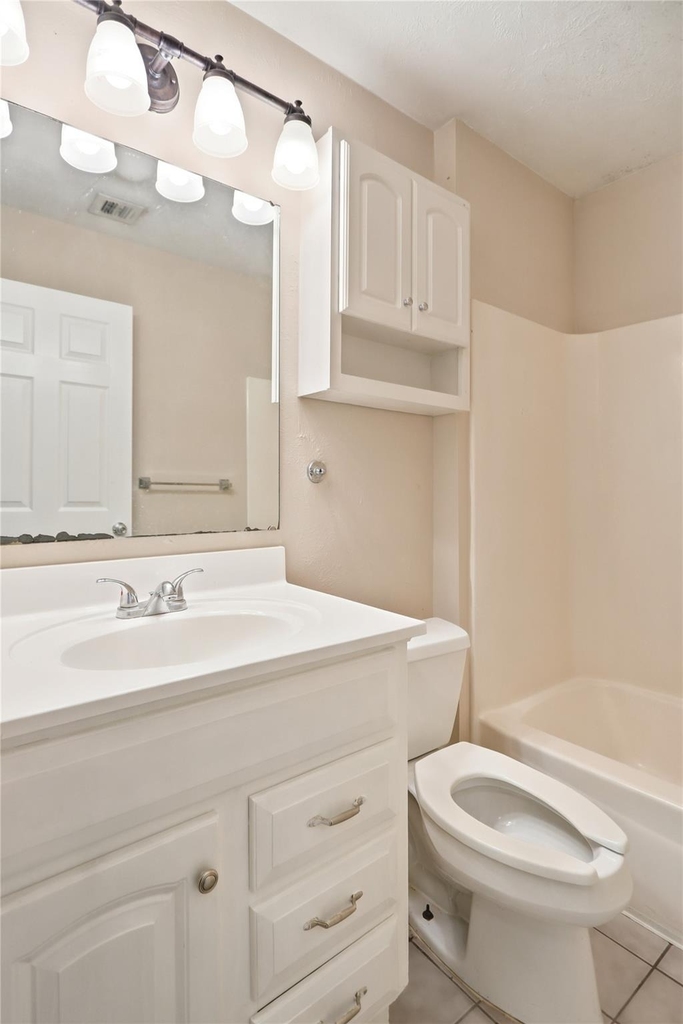 22423 Deville Drive - Photo 17