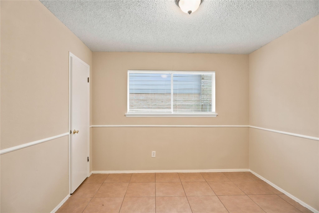 22423 Deville Drive - Photo 15