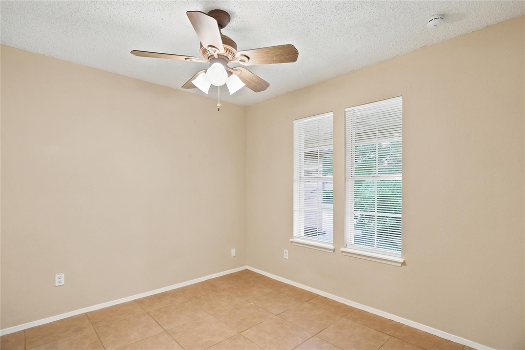 22423 Deville Drive - Photo 13