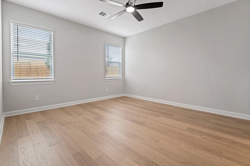21559 Bluebonnet Bay Drive - Photo 9