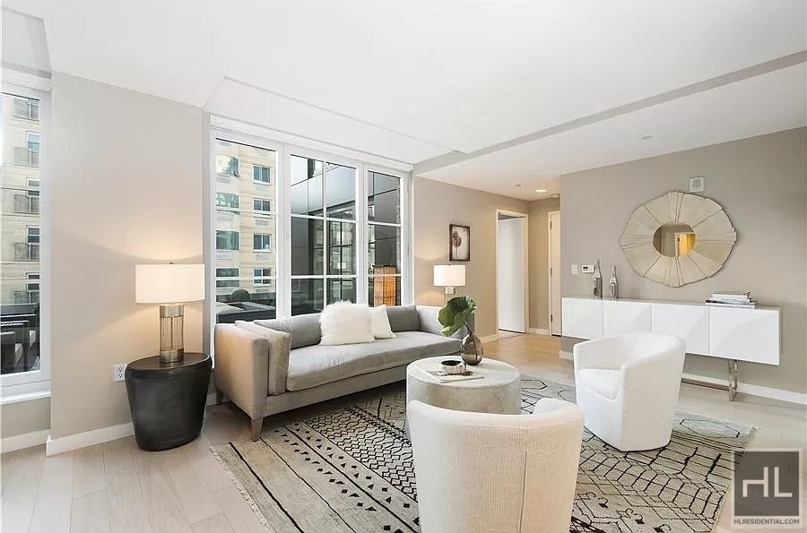 West 43rd Street - Photo 1