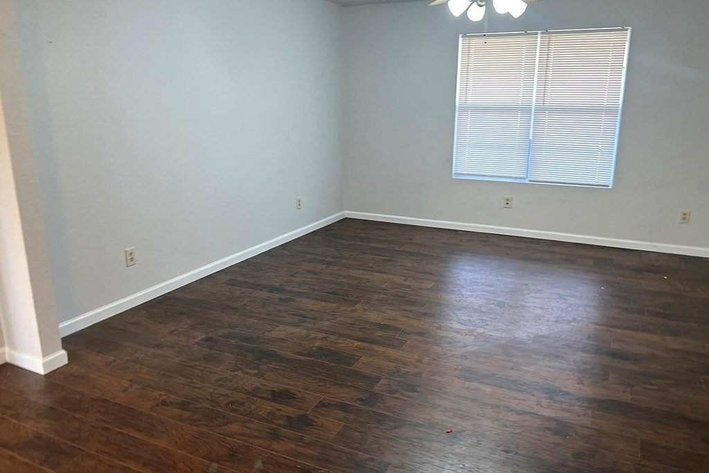 6327 Goforth Street - Photo 2