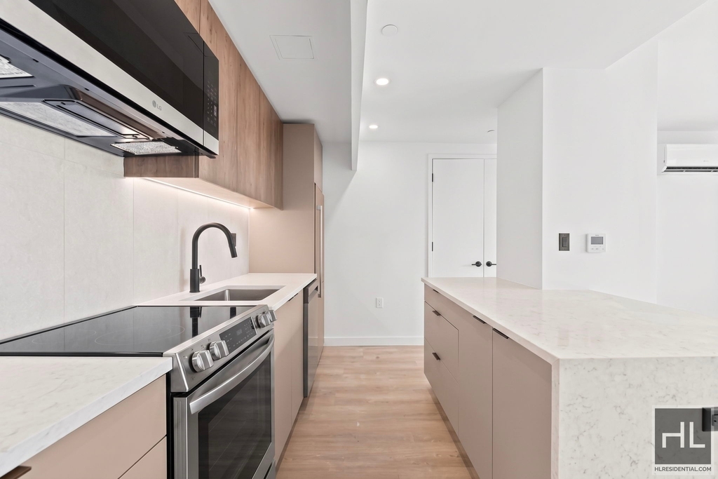St Marks Place - Photo 1
