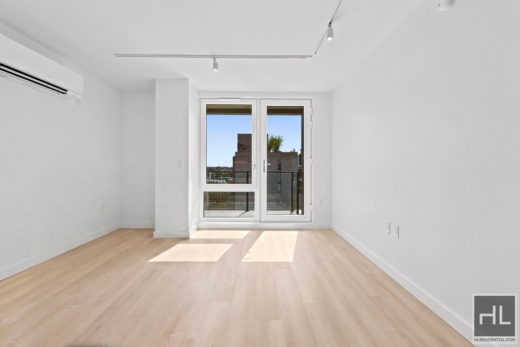 St Marks Place - Photo 2