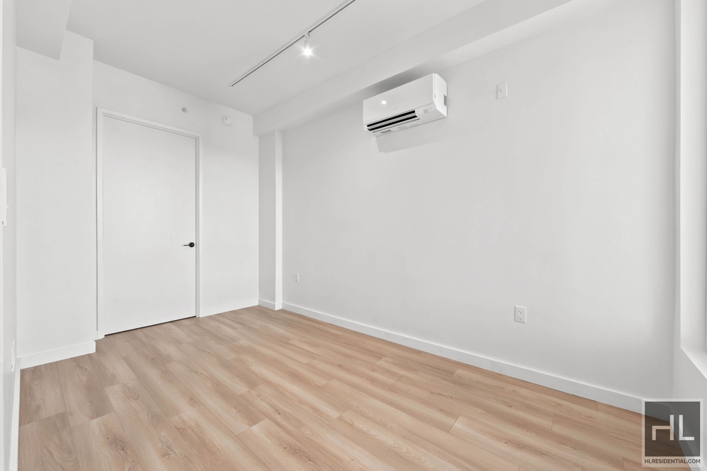 St Marks Place - Photo 2