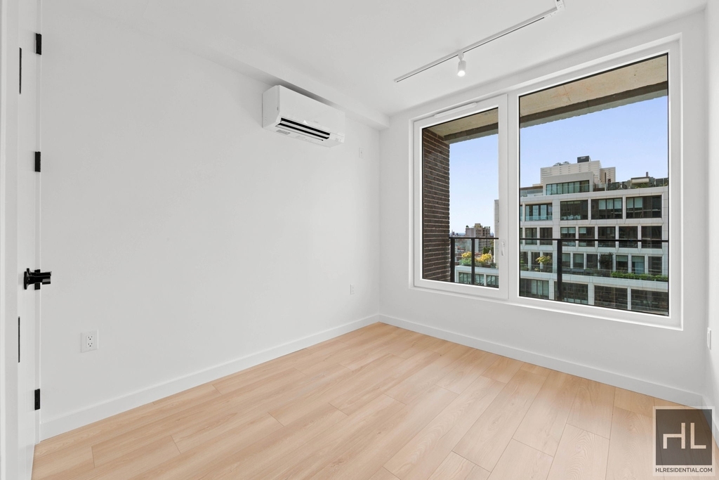 St Marks Place - Photo 10