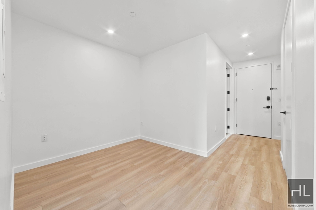 St Marks Place - Photo 13