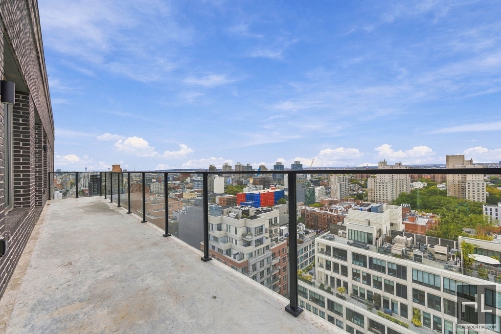 St Marks Place - Photo 20
