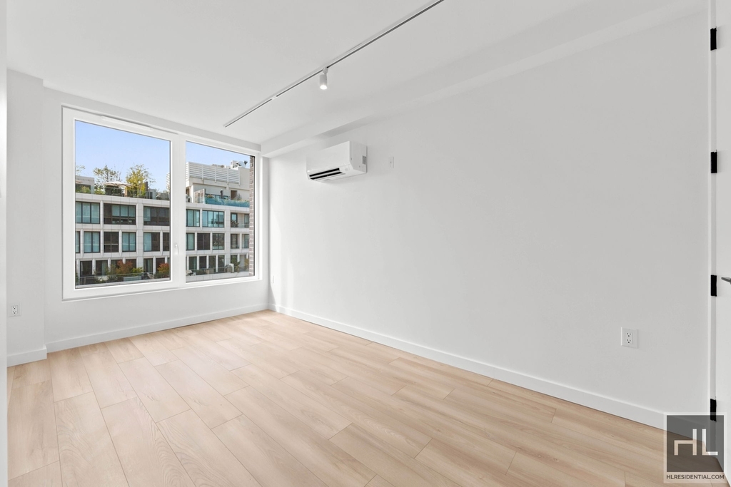 4 Avenue - Photo 6