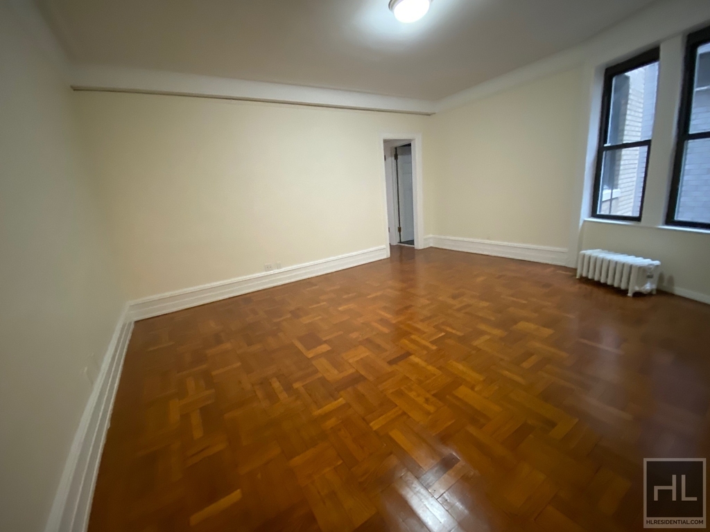 West 55th Street - Photo 2