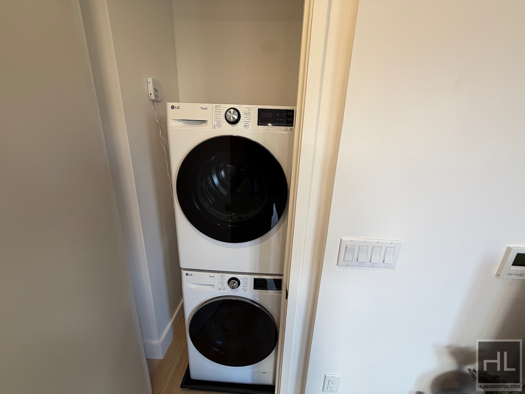 4 Avenue - Photo 7